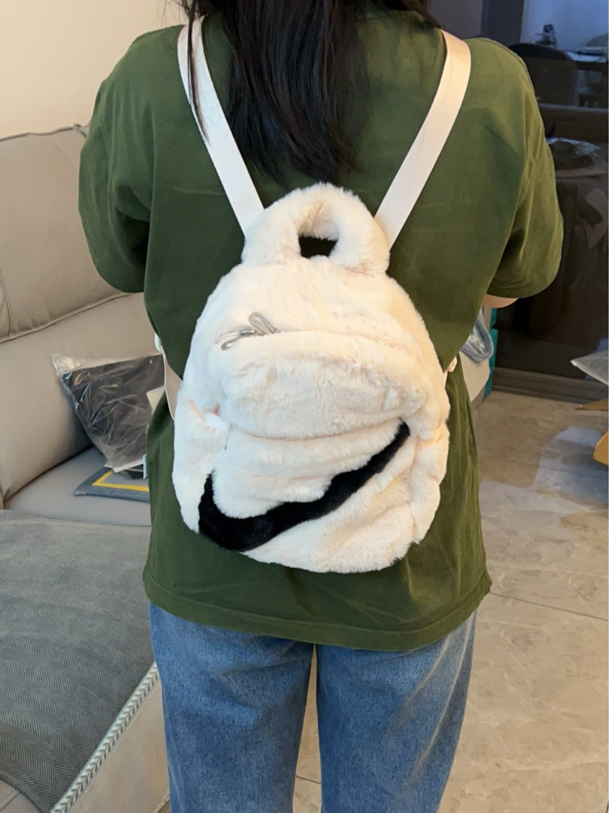 这款耐克的 小包包 真的很不错！