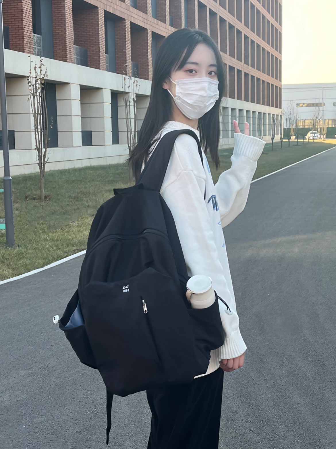 这款轻骑者双肩包 真的巨百搭！