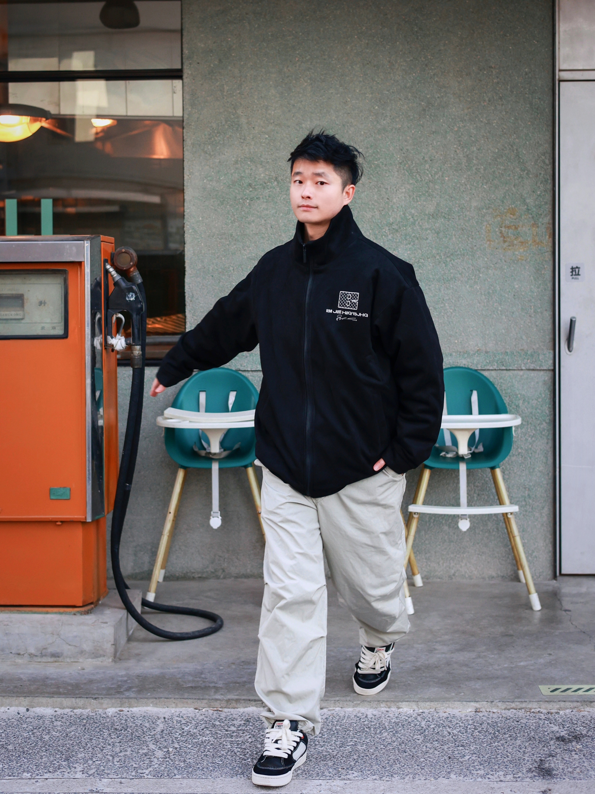 龙年龘龘登场 都市活力穿搭男孩