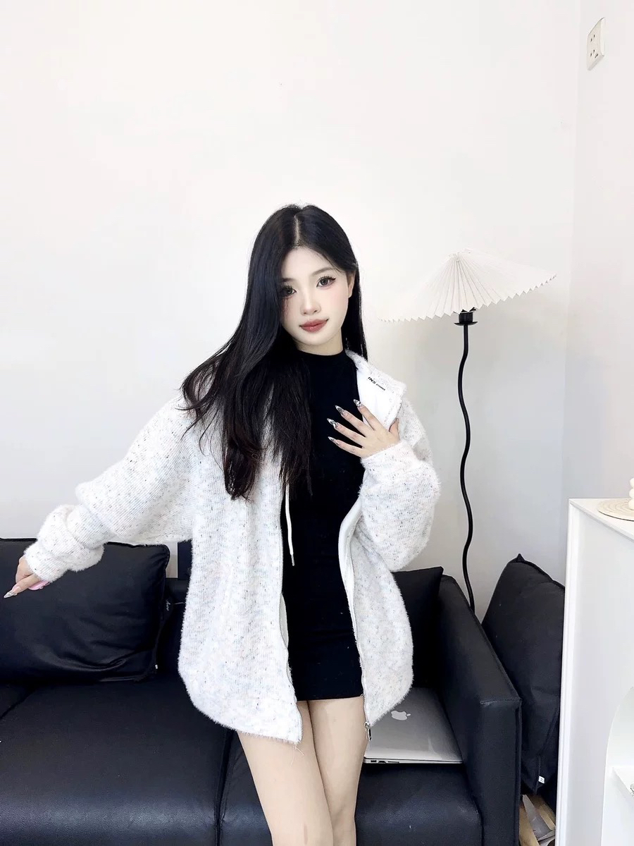 这款毛绒外套 尊嘟很好穿！