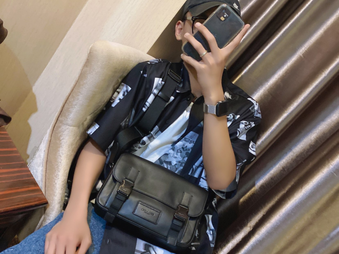 这款蔻驰包包 真的巨百搭