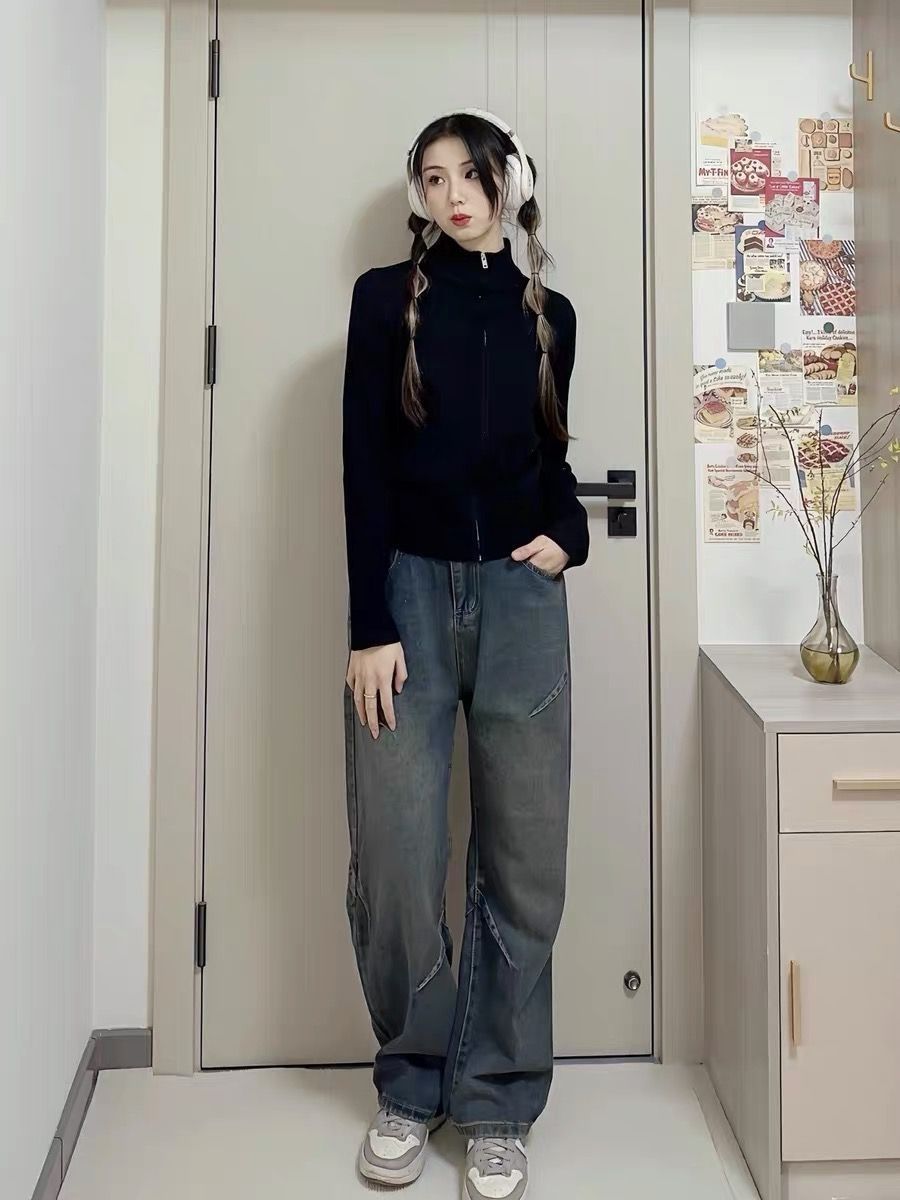 女孩子们都应该尝试下这条牛仔裤