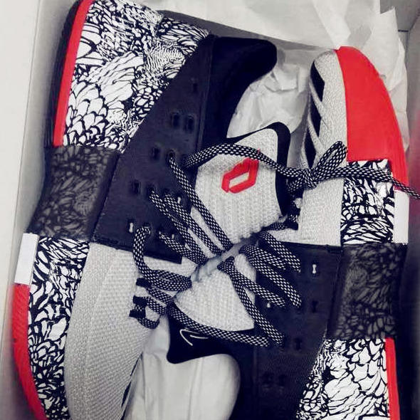 #开箱首晒#Lillard3 CNY 鸡年限量 加 实战简评