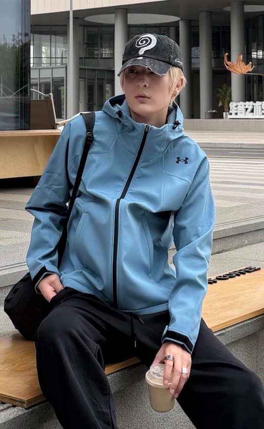 新派学院课代表｜早秋机能穿搭怎么少的了户外跑鞋