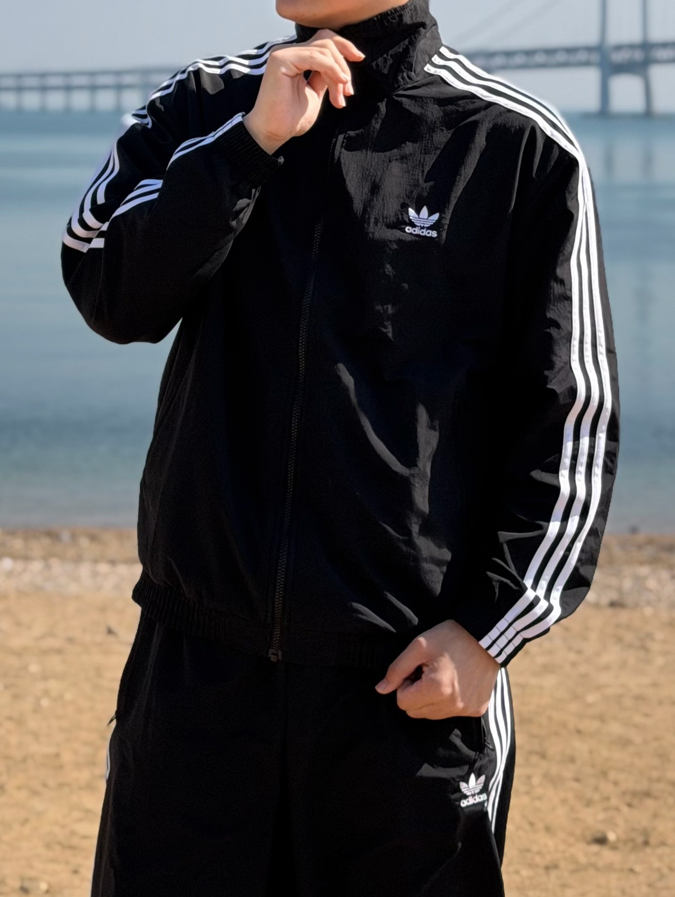 不费力运动美学 | Adidas美式复古运动风，通勤户外都能搭