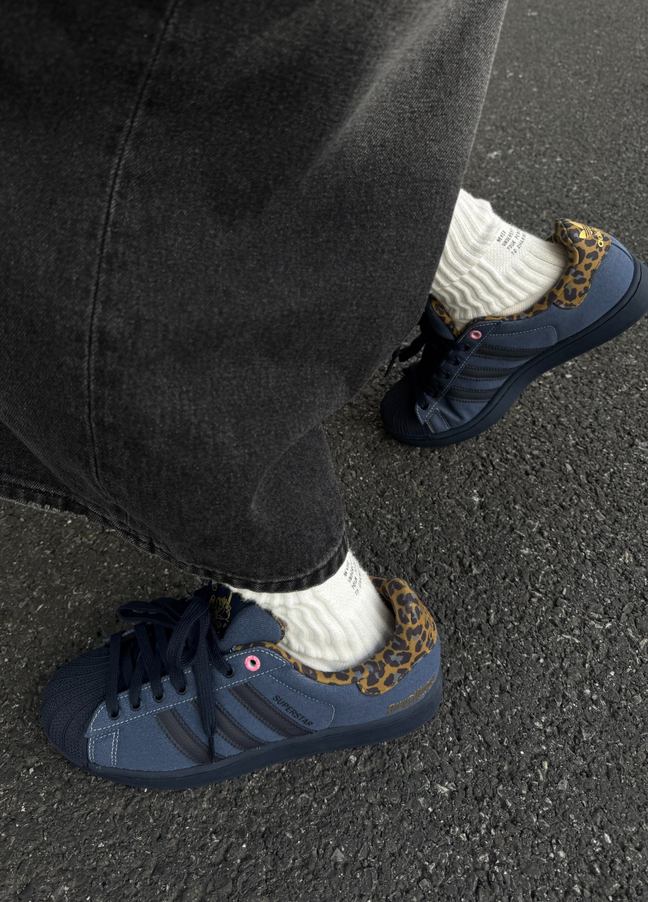 挖到宝藏联名！adidas originals × Disney🫐