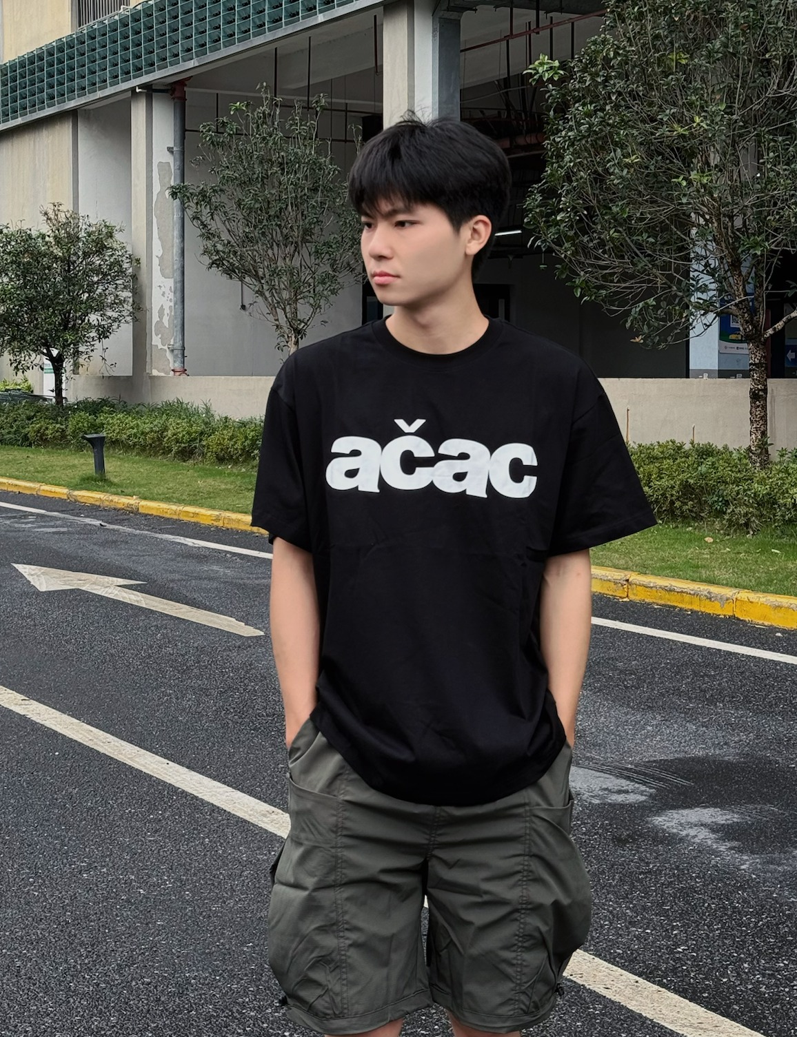 黑t这样搭，清爽又显少年感
