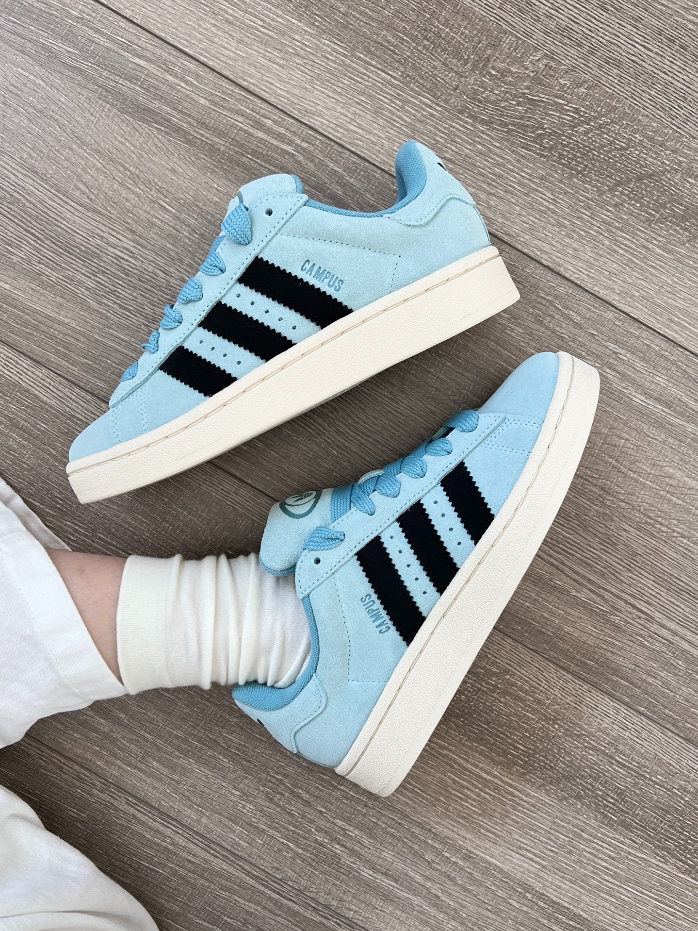 阿迪baby blue🧊奶乖feel真让人移不开眼呐！