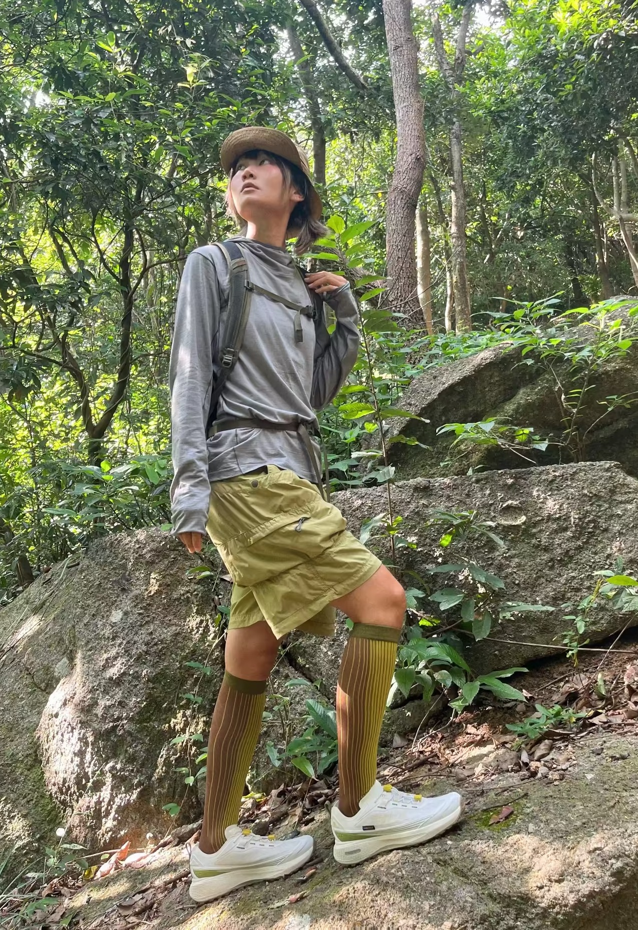 山林徒步，有它陪我🌿