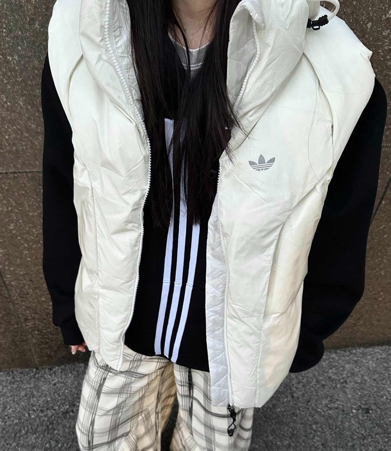 格纹裤的冬日叠穿公式