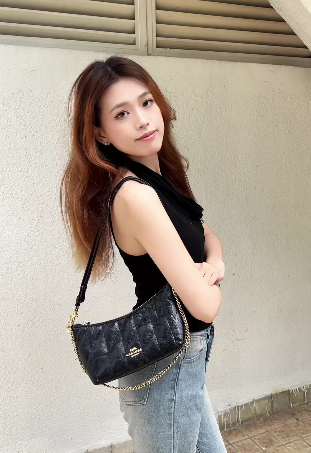 这一身多亏coach点缀