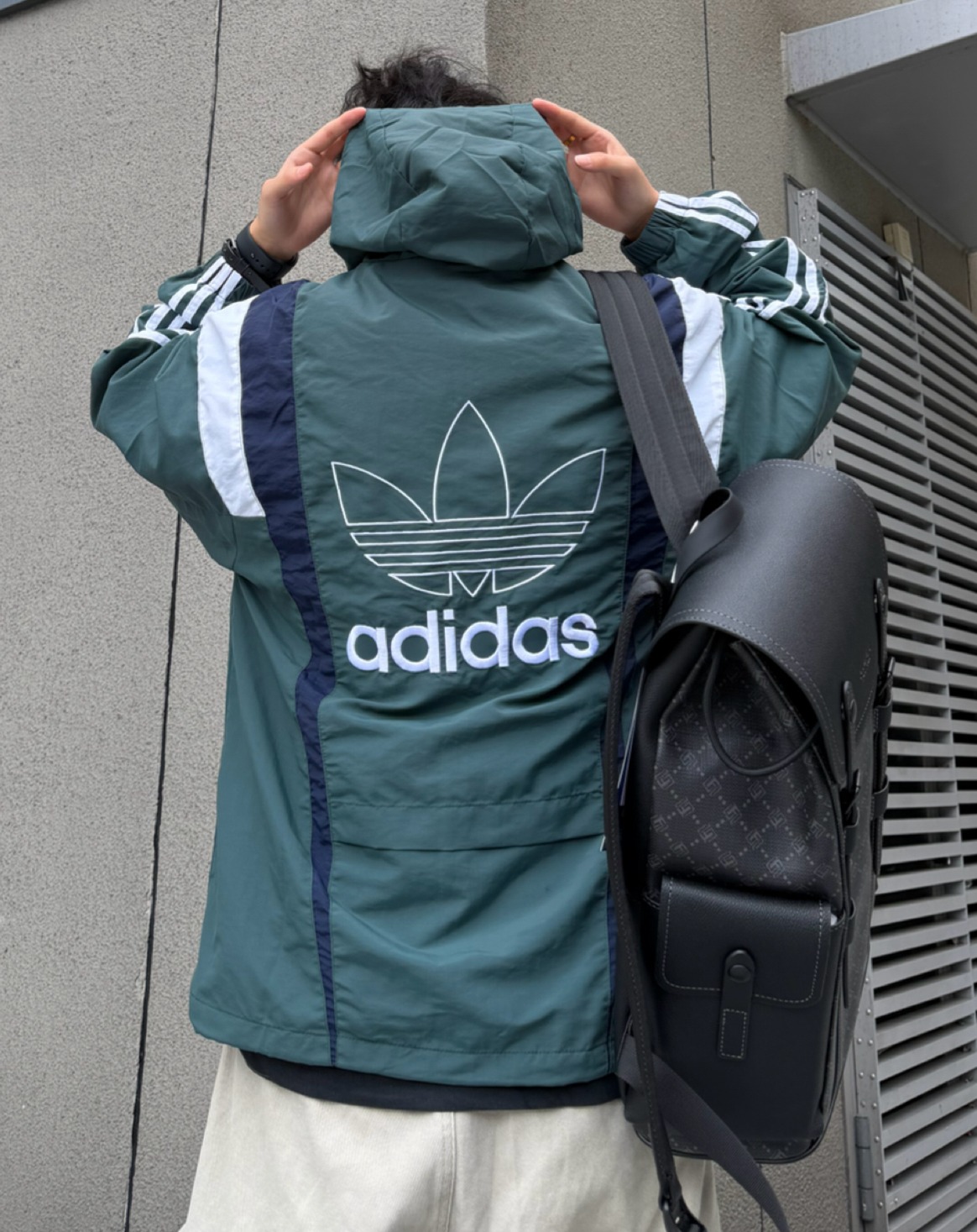 阿迪➕简约风双肩包🎒松弛感拉满‼️