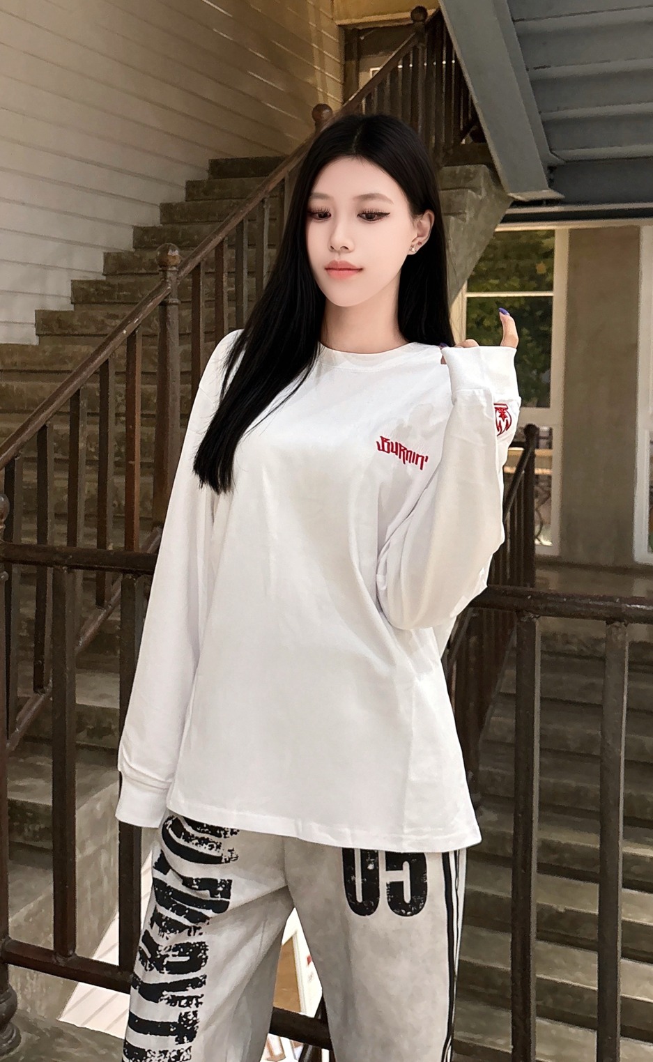 今日初秋过渡穿搭 依旧是松弛感白t🩶🏎️