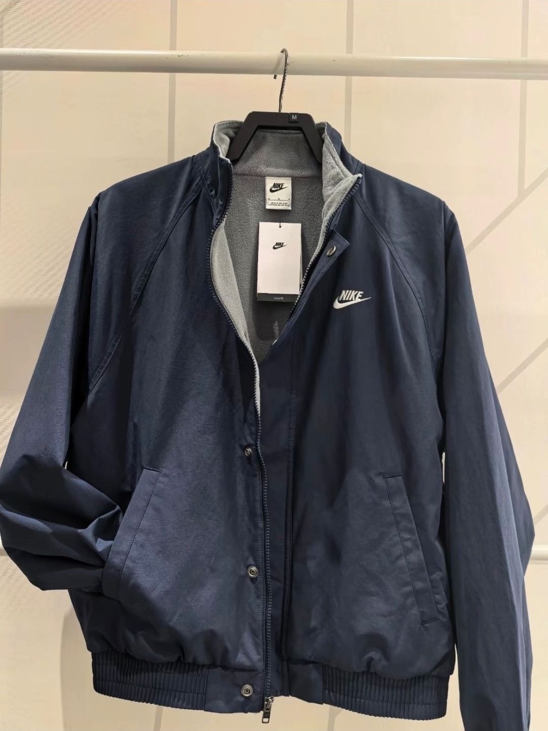 Nike Club Futura简约夹克|黑白基础款💫