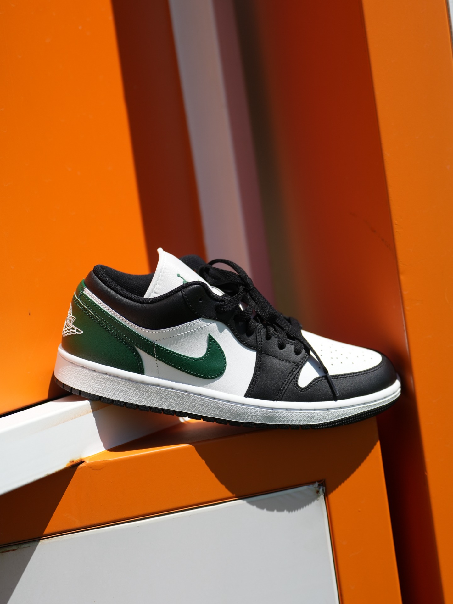 Air Jordan 1 low
