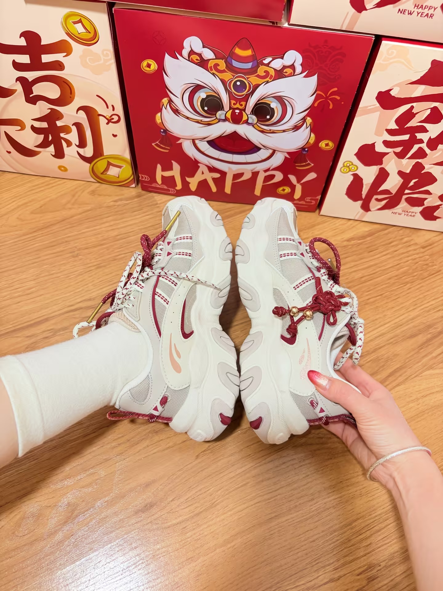 过年穿这双，年味直接拉满🎊