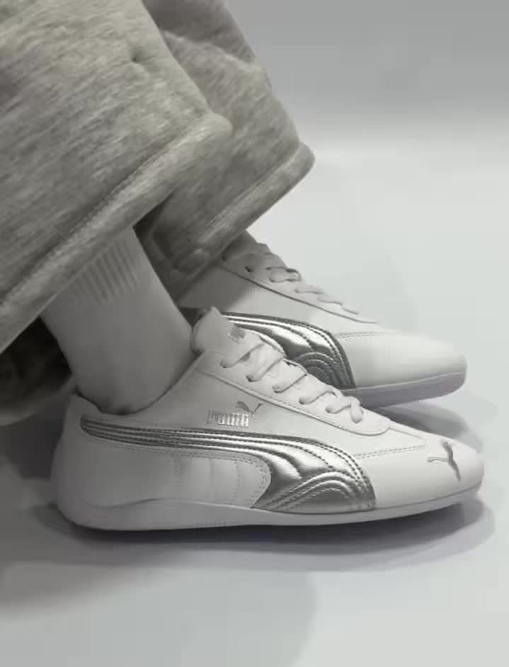 两双PUMA Speedcat OG各有质感，只能留一双，你选复古棕麂皮还是清爽白银皮？