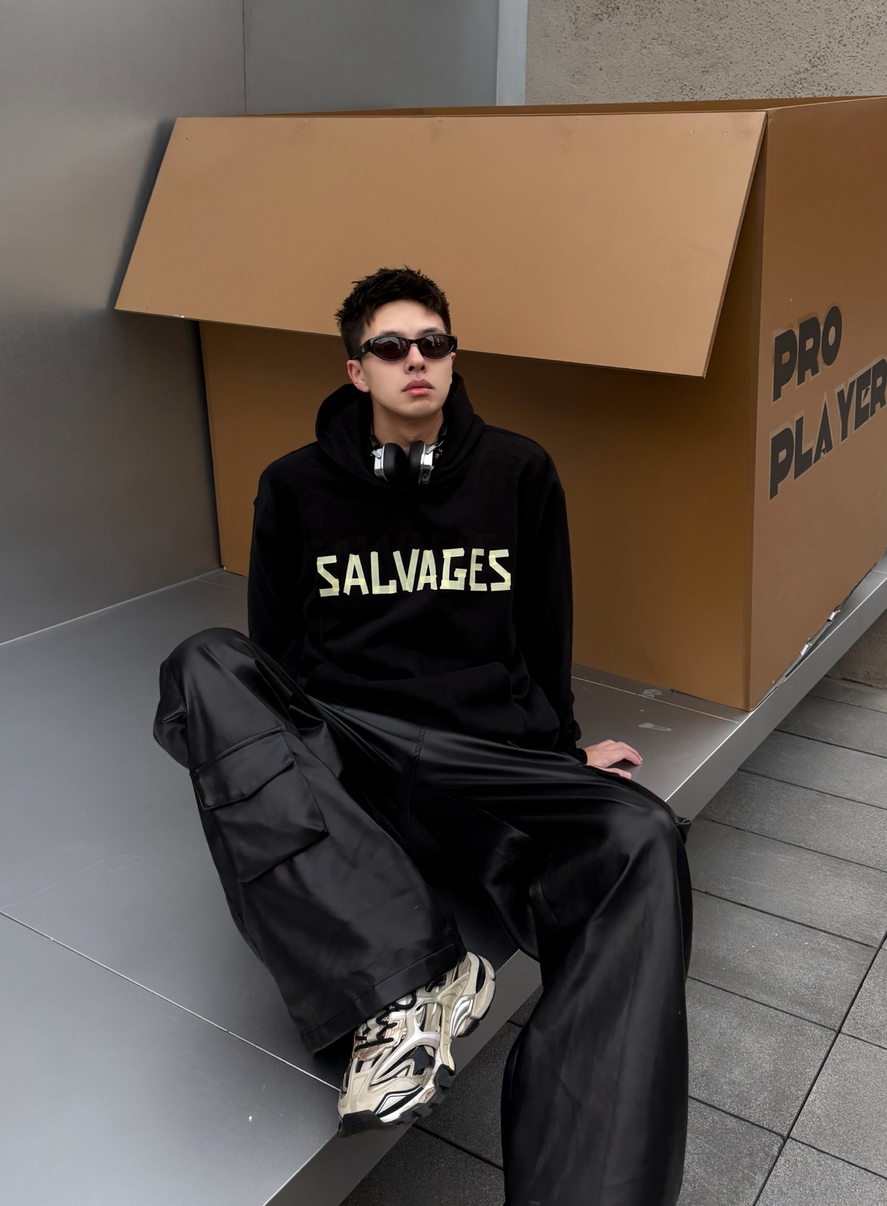 黑武士松弛感｜一件卫衣搞定开年穿搭🌟