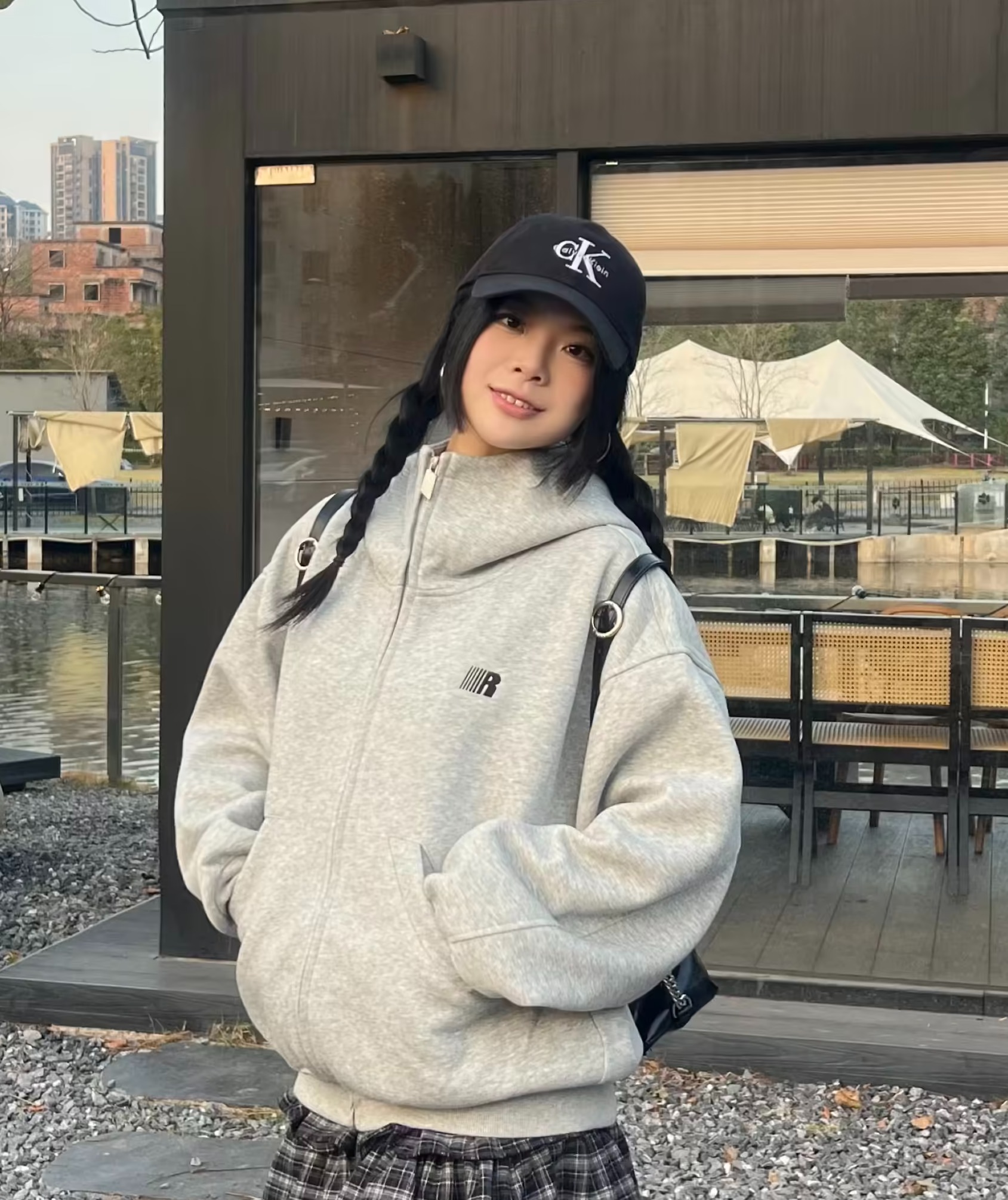 穿新鞋美美过年｜格雷系学院风穿搭