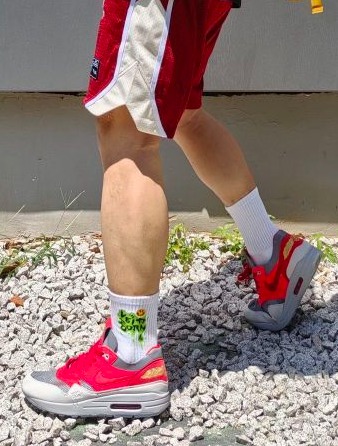 夏日休闲运动风出街搭配日常
