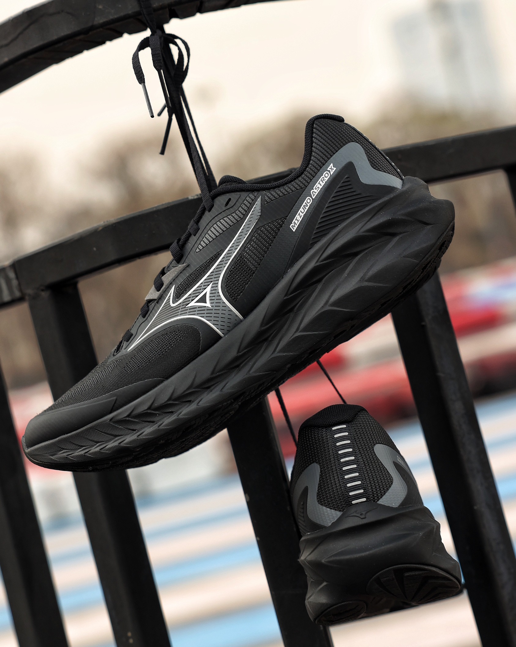 轻松拿捏🤏🏻春日穿搭!全靠这双Mizuno ASTRO X,运动休闲全兼顾😎