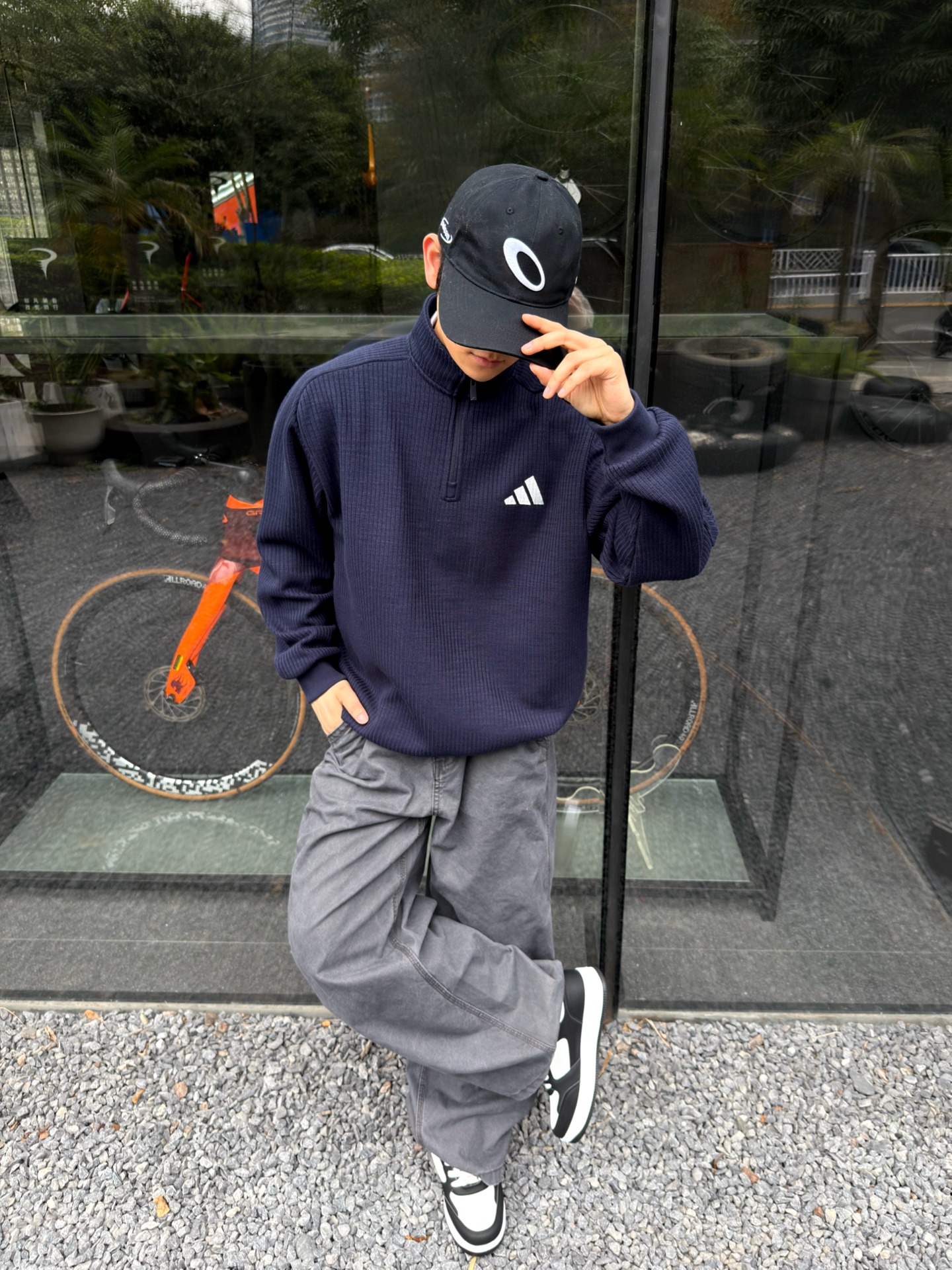 日常通勤干净利落穿出春日松弛感