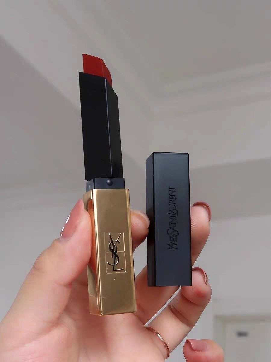 七夕礼物：YSL口红，奢华与魅力的完美融合