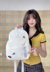 奶fufu小白包|日常可背的双肩包🎒