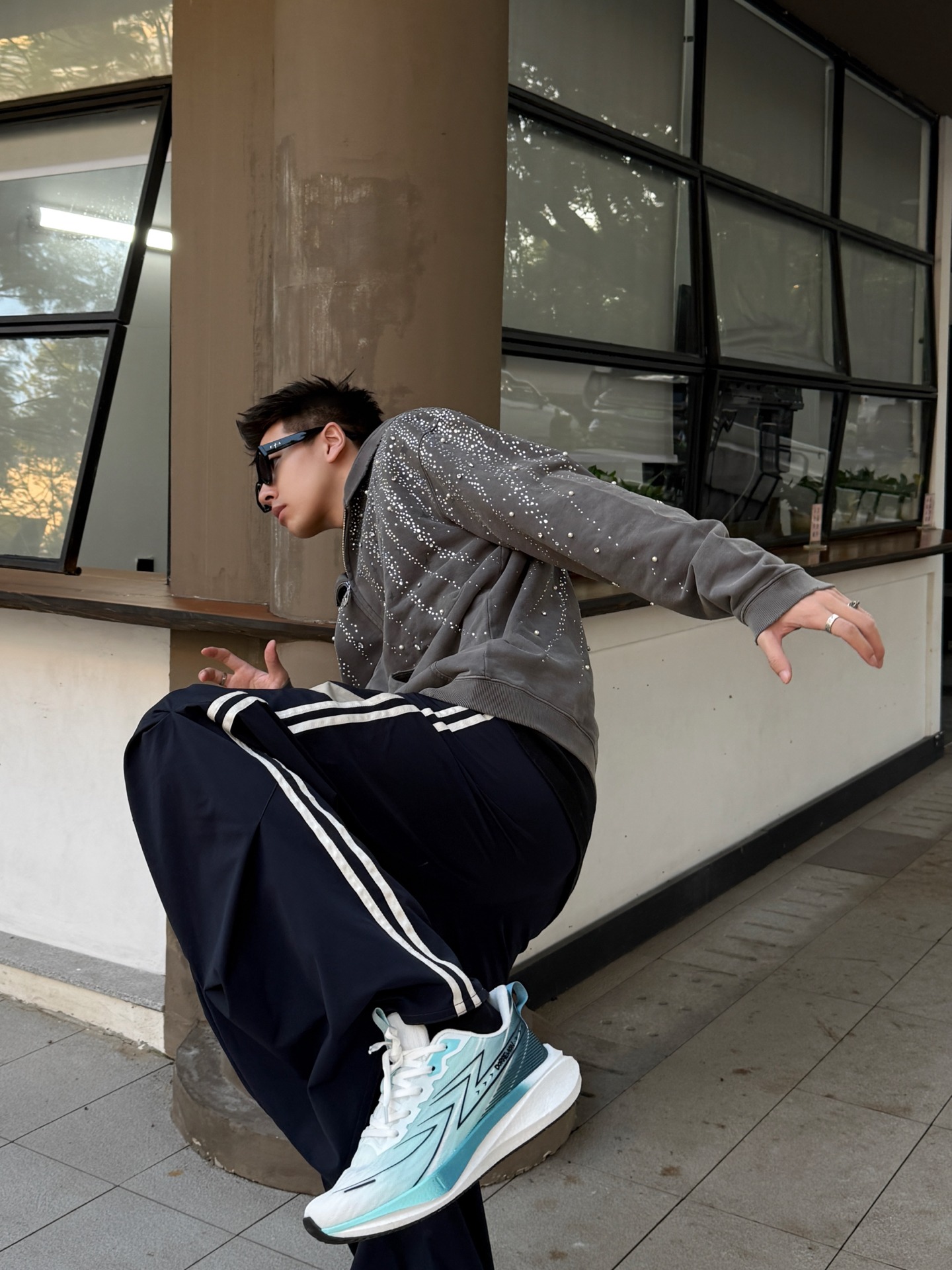 谁懂啊家人们！这双哆啦A梦联名跑鞋也太会了吧💙