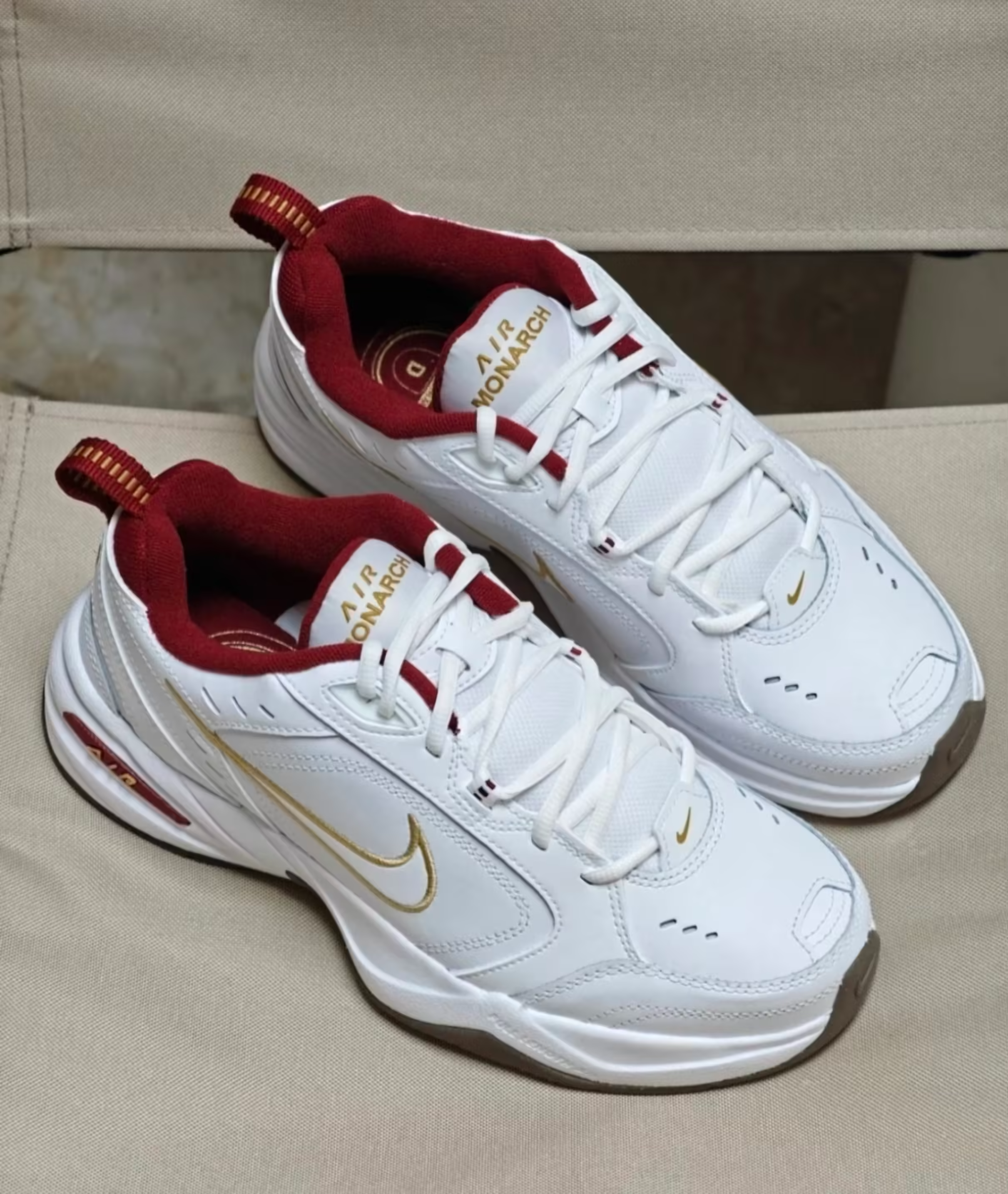 老爹鞋又杀回来了，金典永不过时