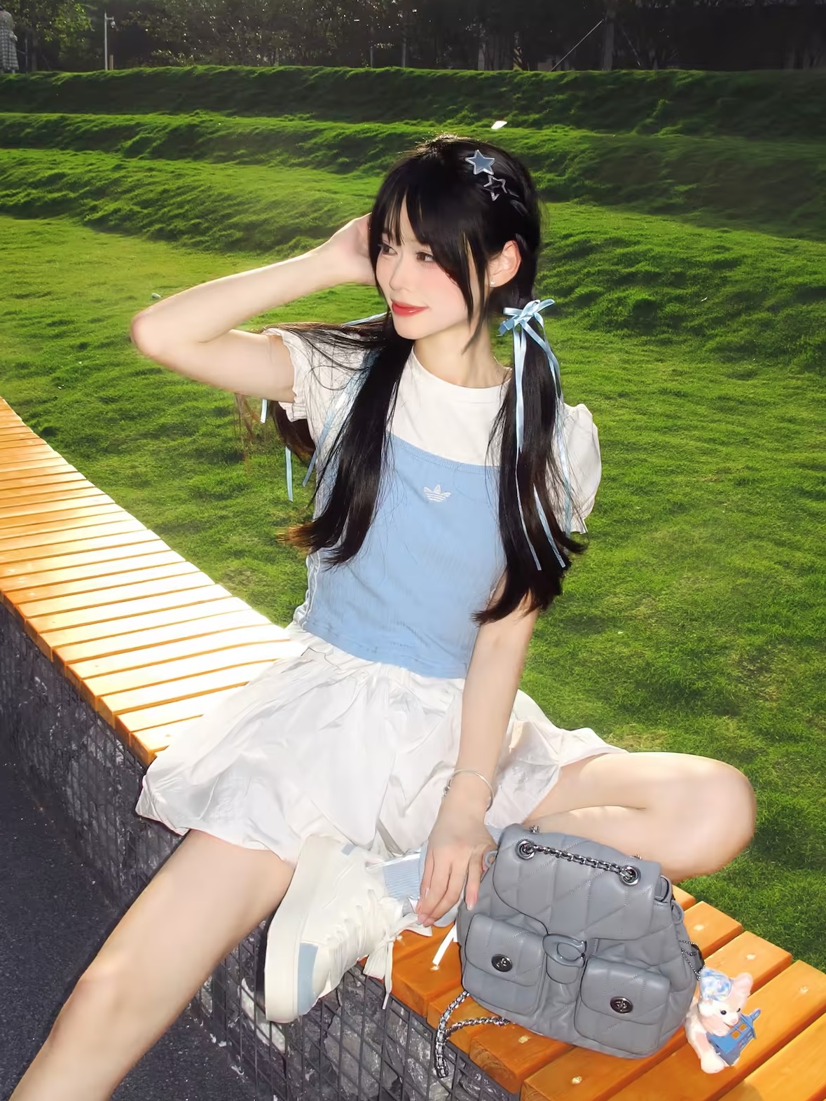 夏日💐心动步调 | 蓝白元气穿搭把春日穿在身上啦！