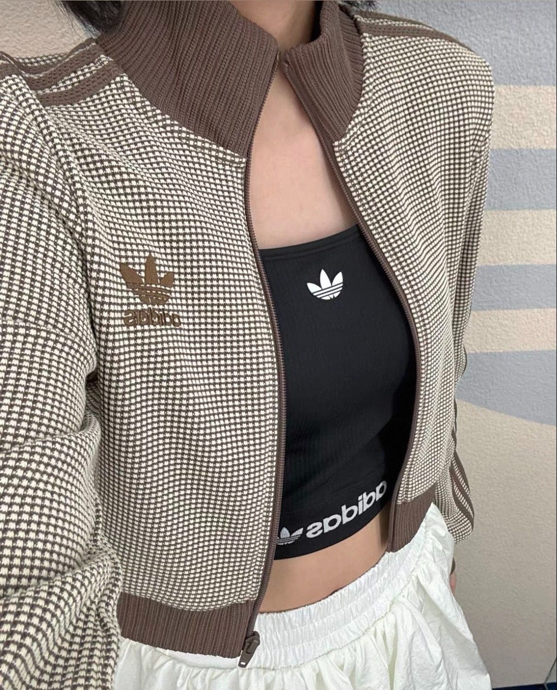 阿迪这套美拉德套装🍂短外套+花苞裙太会了