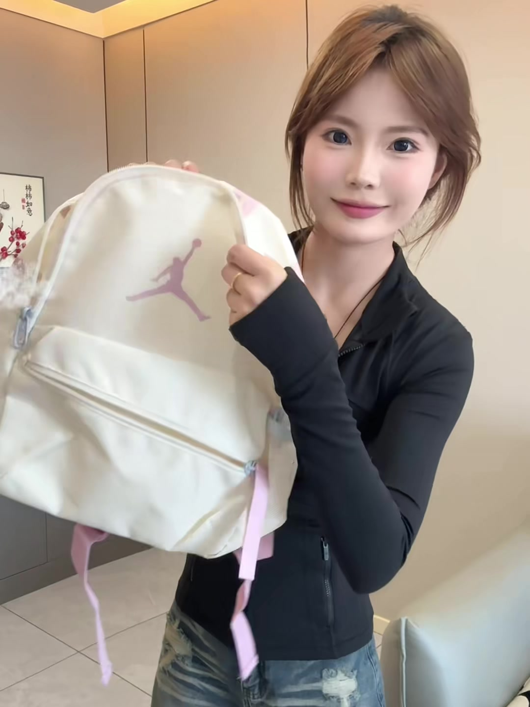 温柔甜妹上学背什么包?🥰