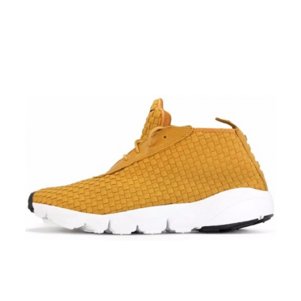 推荐商品：Nike Air Footscape Desert Chukka 防滑耐磨 轻便透气 舒适减震 圆头 运动休闲鞋 Bronze 驼色