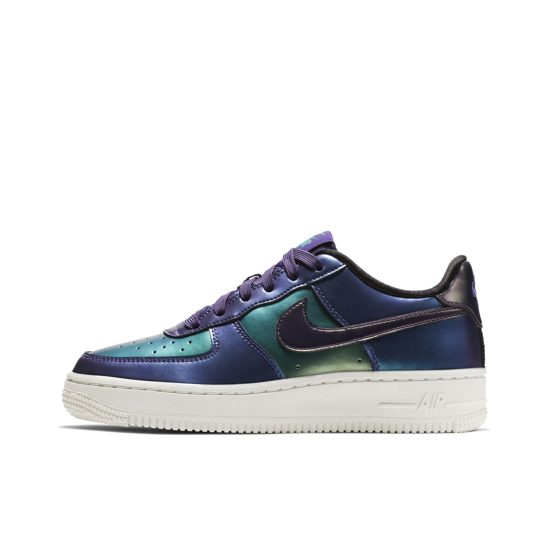 推荐商品：Nike Air Force 1 空军一号 板鞋 轻便舒适百搭耐磨防滑复古 Court Purple/Neptune Green 低帮/海王星蓝/紫色