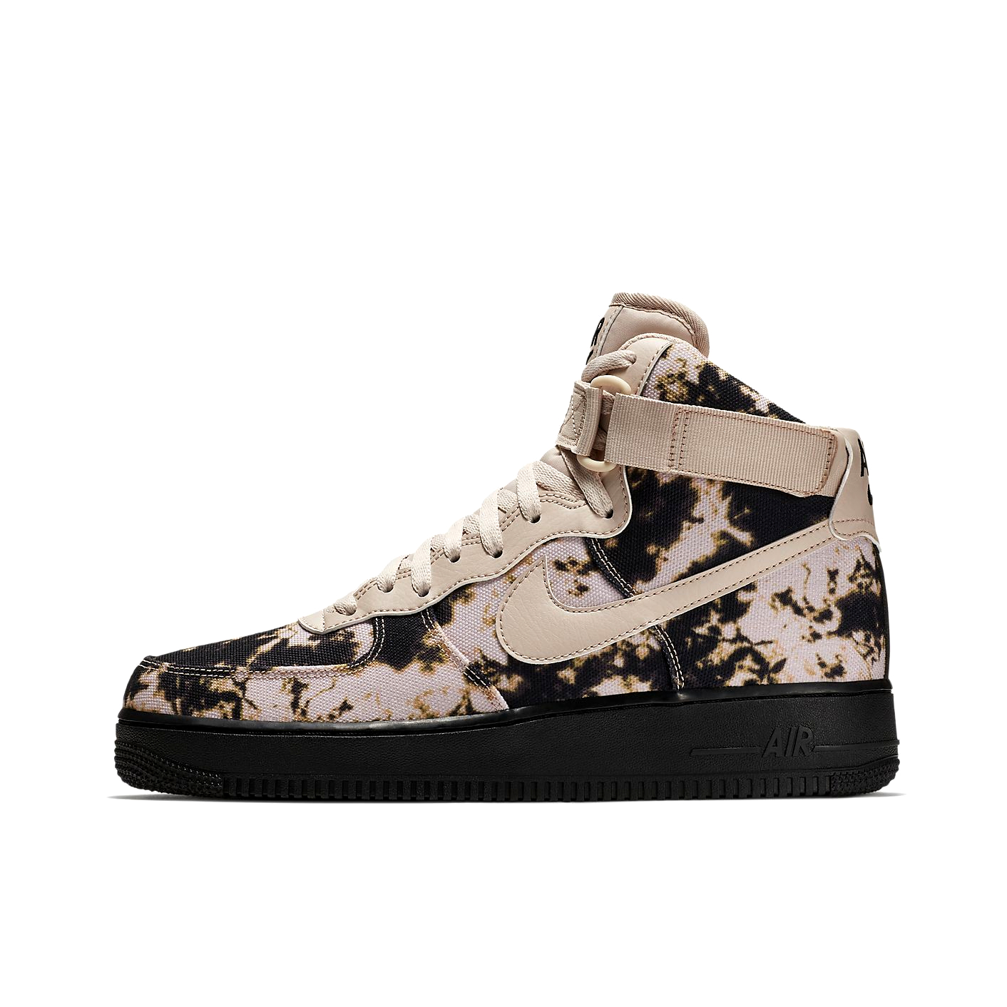推荐商品：Nike Air Force 1 空军一号 板鞋 轻便舒适百搭耐磨防滑复古 High Print Black Beige 白色迷彩