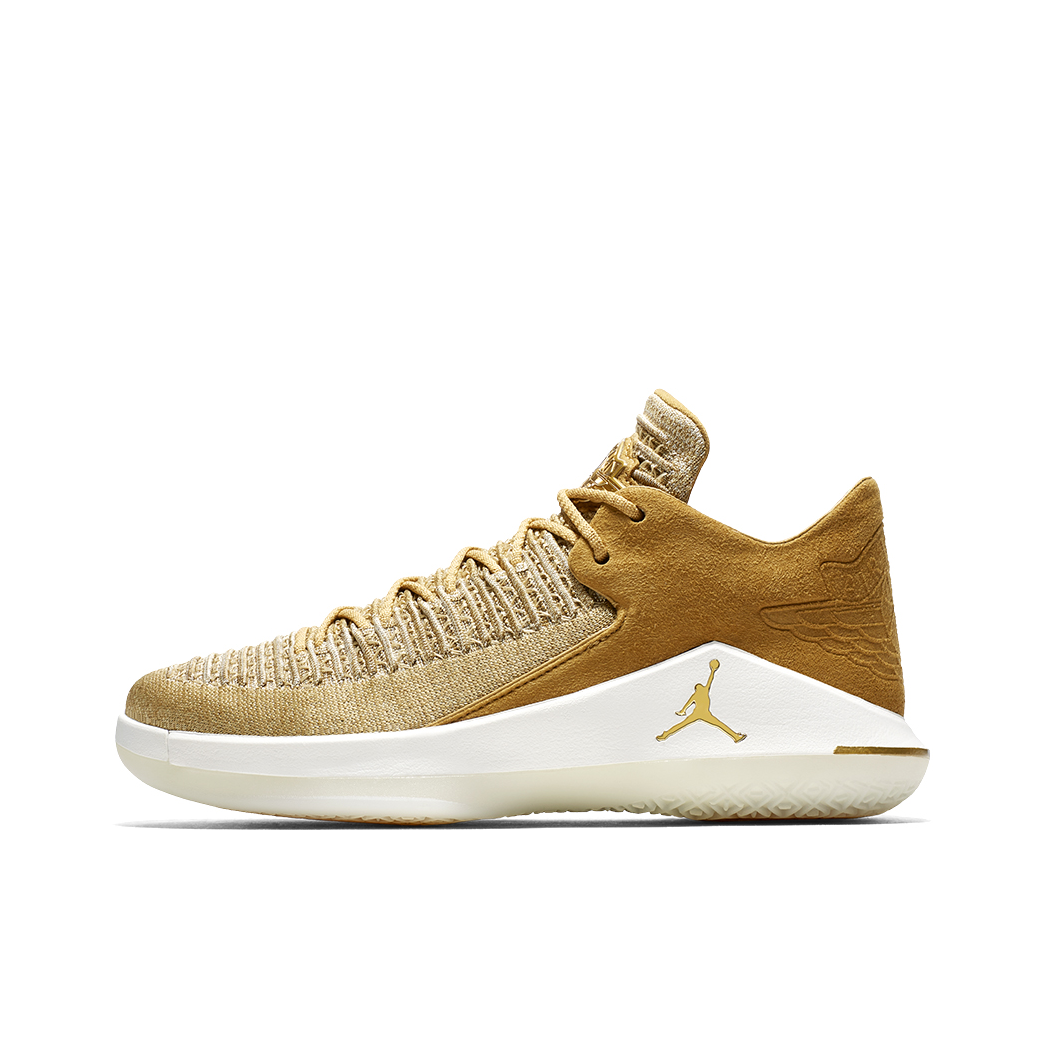 Air Jordan 32 Low Golden Harvest 卡其金