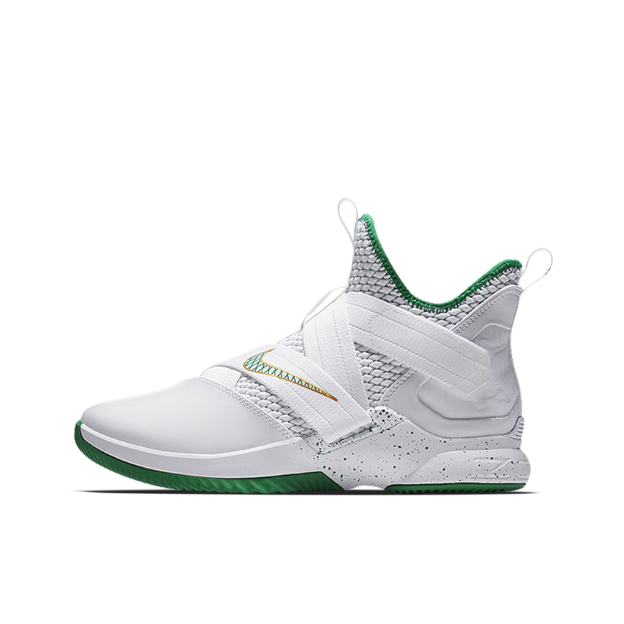 推荐商品：Nike LeBron Soldier 12 士兵12 防滑耐磨 舒适支撑 轻便缓震 圆头 织物 实战 合成革 篮球鞋 SVSM Home 圣玛丽高中
