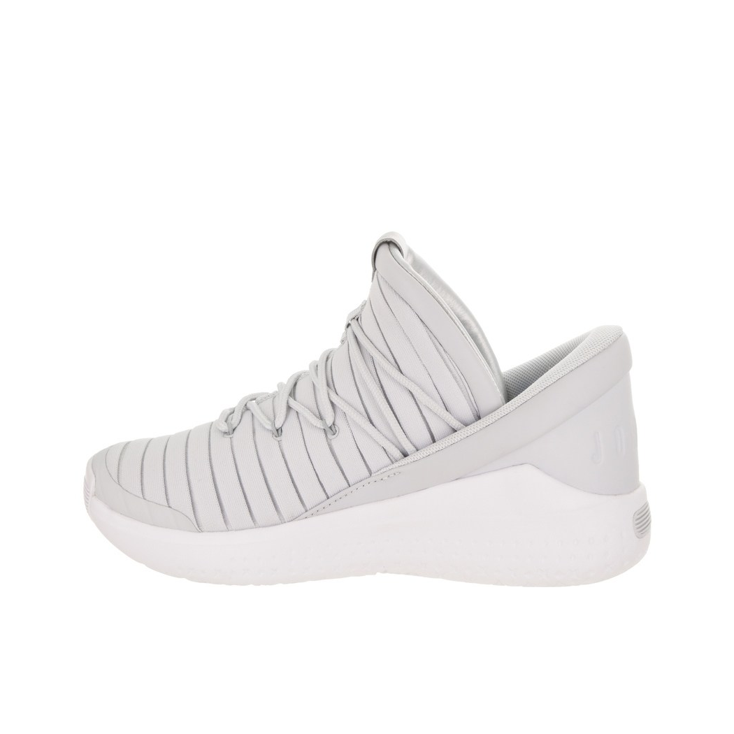 推荐商品：Air Jordan Flight Luxe 减震透气 防滑耐磨 篮球鞋 Grey/White 灰白