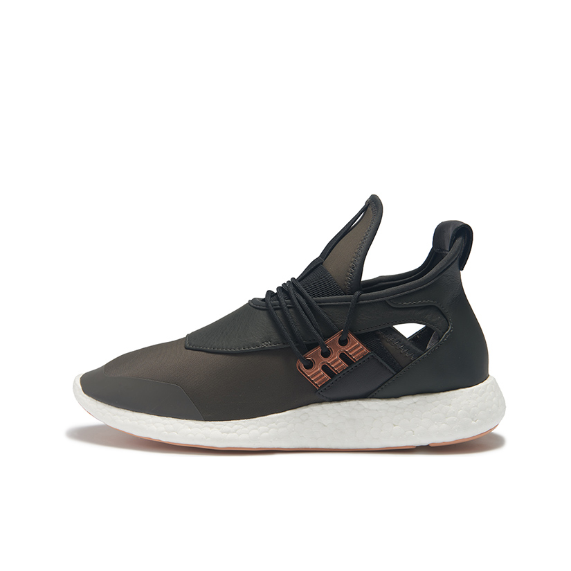 推荐商品：Y-3 Elle Run 跑鞋 DarkOliveGreen 军绿