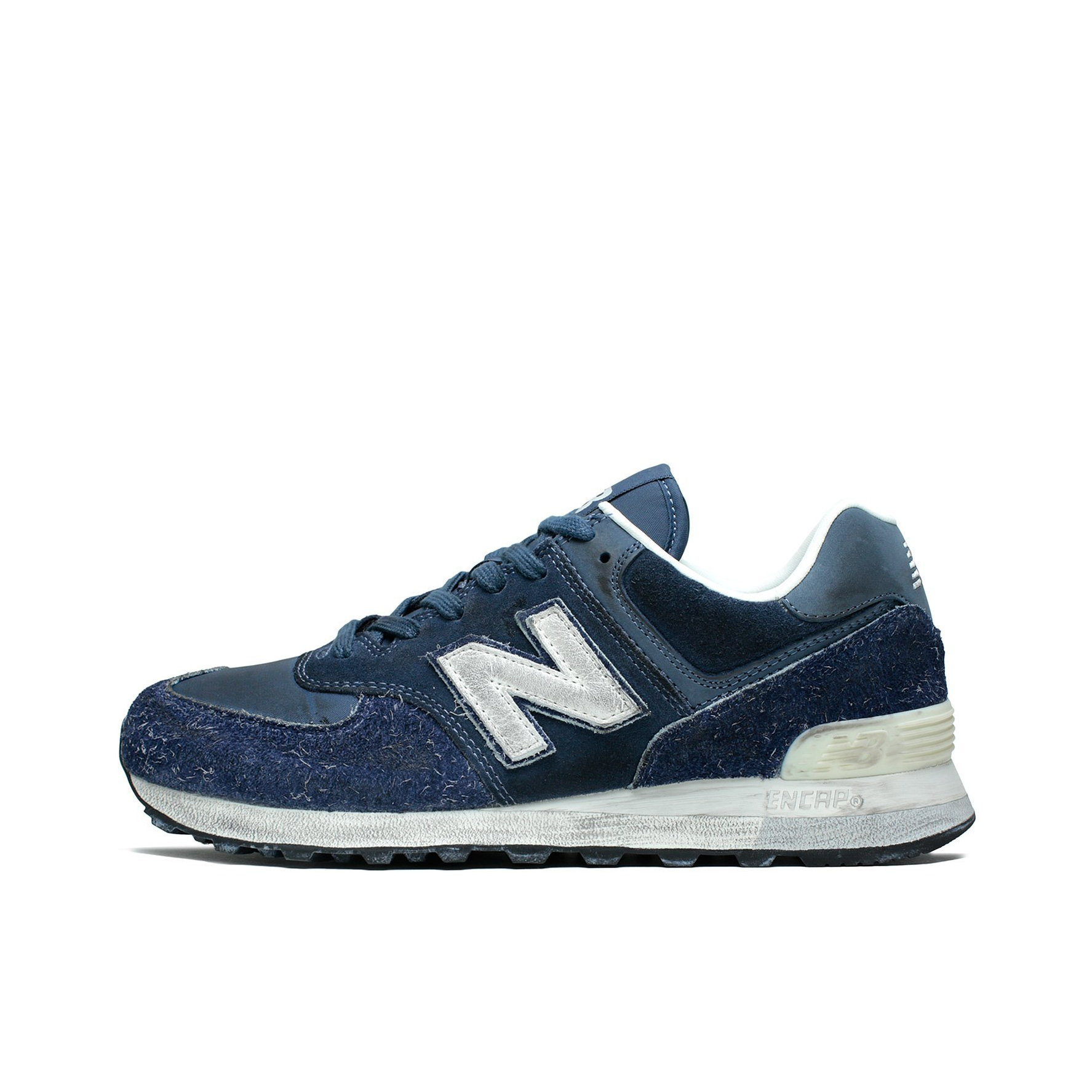 推荐商品：New Balance 574 运动休闲鞋 阿甘鞋 经典复古防滑耐磨缓震舒适透气时尚百搭轻便 Navy INVINCIBLE联名/海军蓝