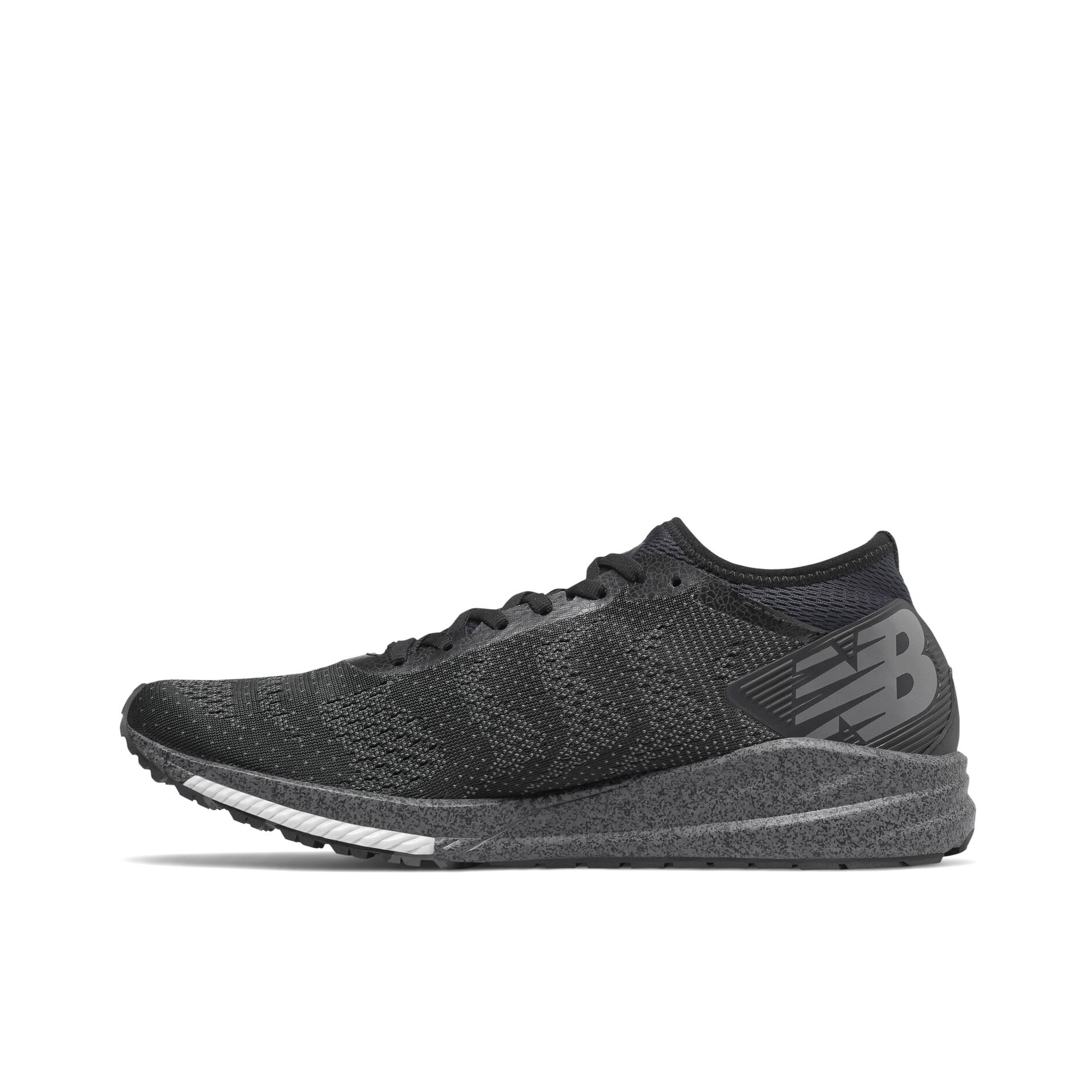 推荐商品：New Balance FuelCell Impulse透气耐磨 复古 跑鞋 Black 全黑