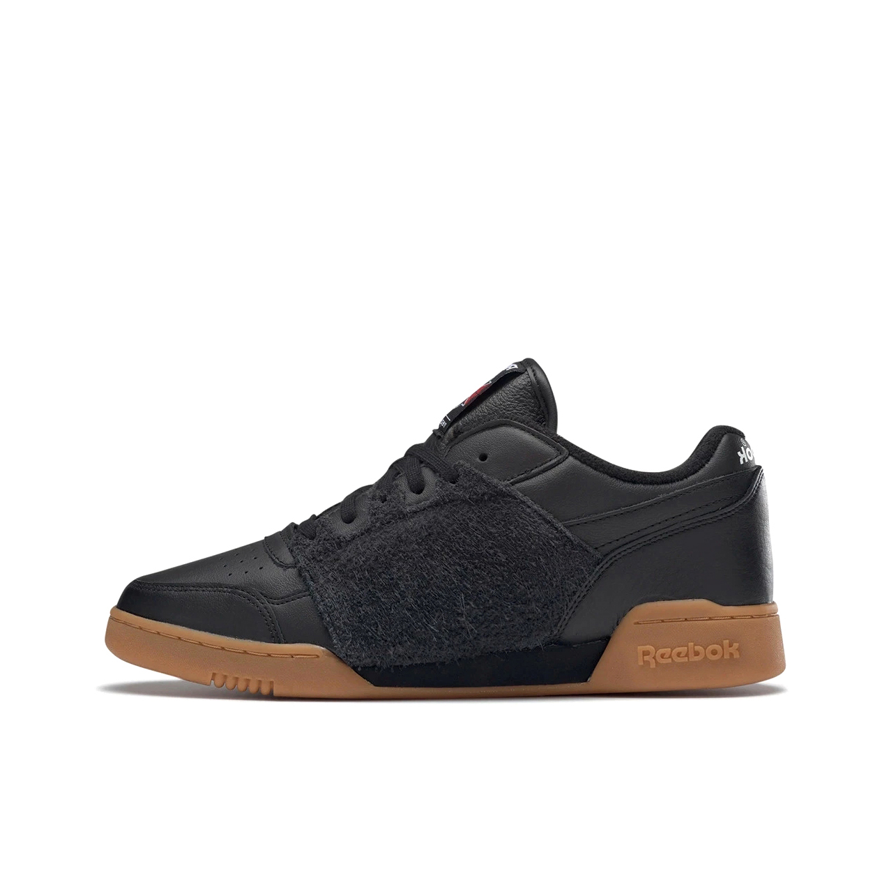 推荐商品：Reebok/锐步 Workout Plus 运动休闲鞋 时尚舒适百搭防滑耐磨复古 Nepenthes NY联名/黑色