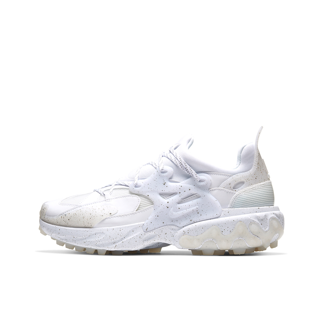 推荐商品：Nike React Presto 运动休闲鞋 透气防滑耐磨缓震回弹舒适轻便百搭 Black/White/Gum 白色