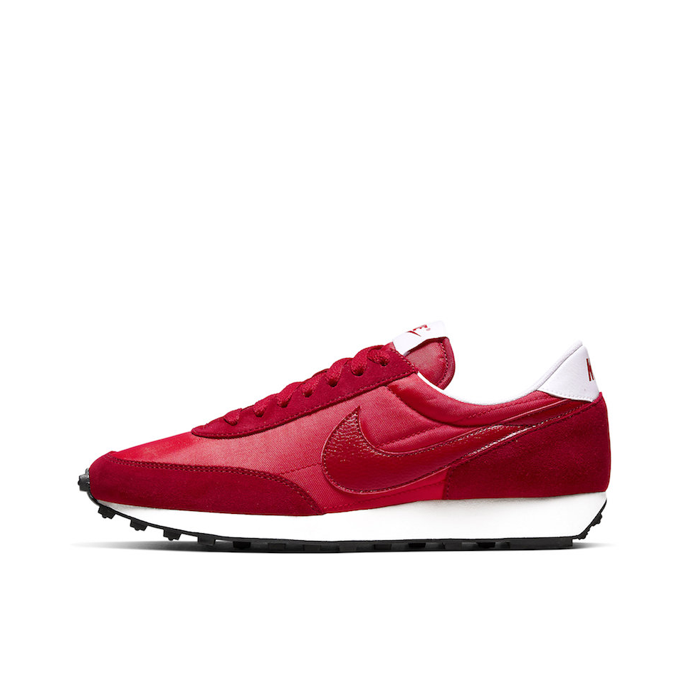 推荐商品：Nike Daybreak 解构 跑鞋 华夫鞋 复古耐磨舒适休闲轻便透气织物运动合成革减震防滑低帮 Valentine's Day GS/情人节限定