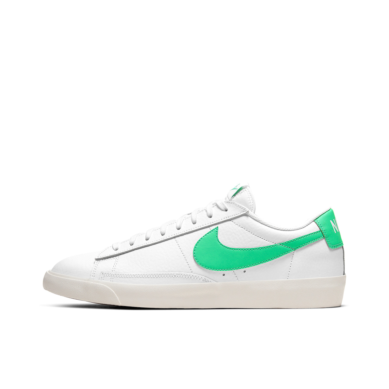 推荐商品：Nike Blazer 板鞋 经典复古防滑舒适百搭 White/Green 白绿