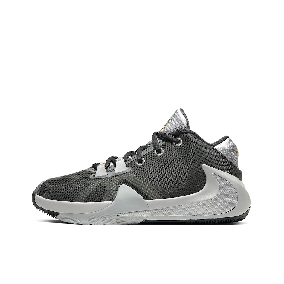 推荐商品：Nike Zoom Freak 1 字母哥一代 防滑耐磨 舒适百搭 实战 篮球鞋 Smoke Grey GS/黑灰