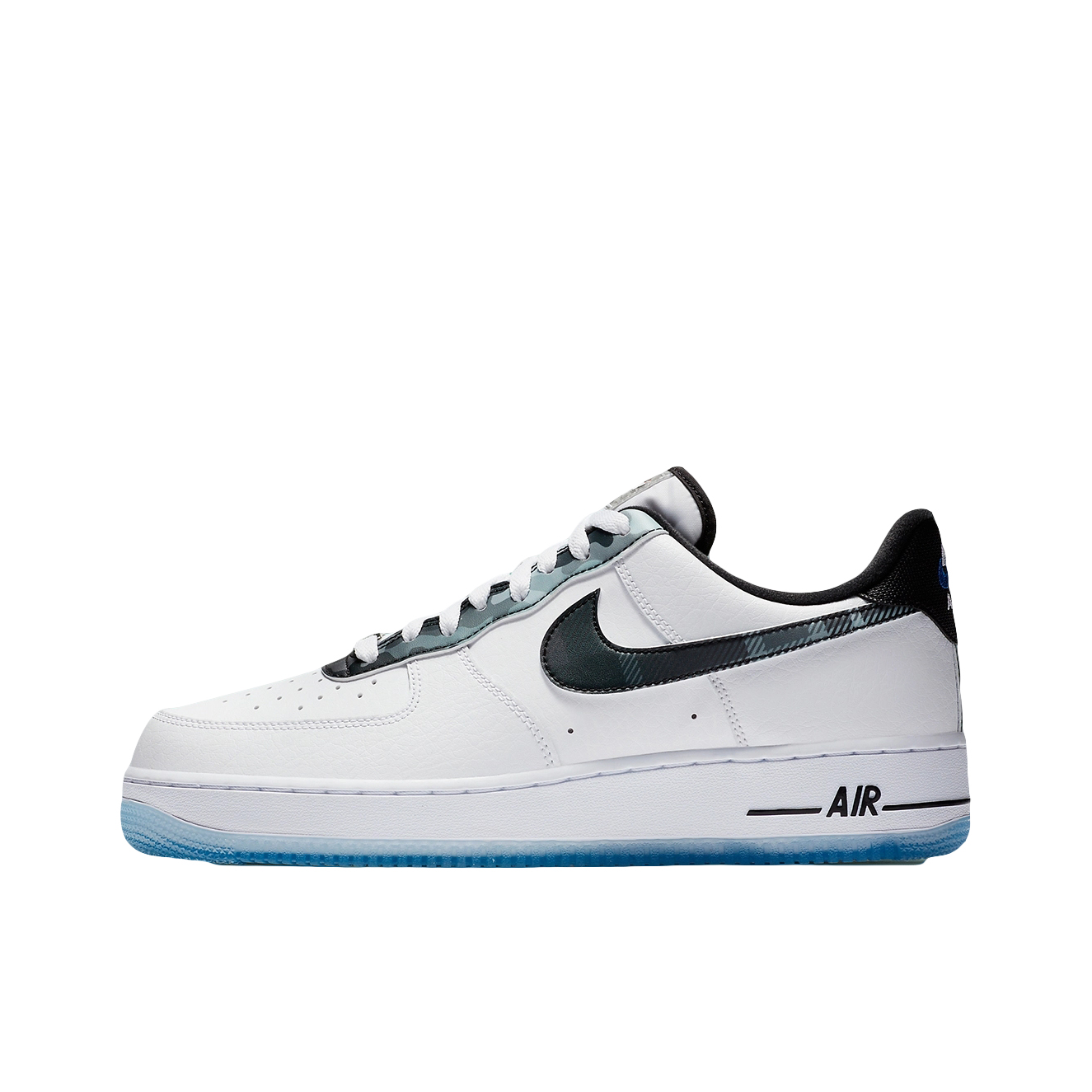 推荐商品：Nike Air Force 1 空军一号 板鞋 轻便舒适百搭耐磨防滑复古 Remix Pack 低帮/白色/黑色/银色
