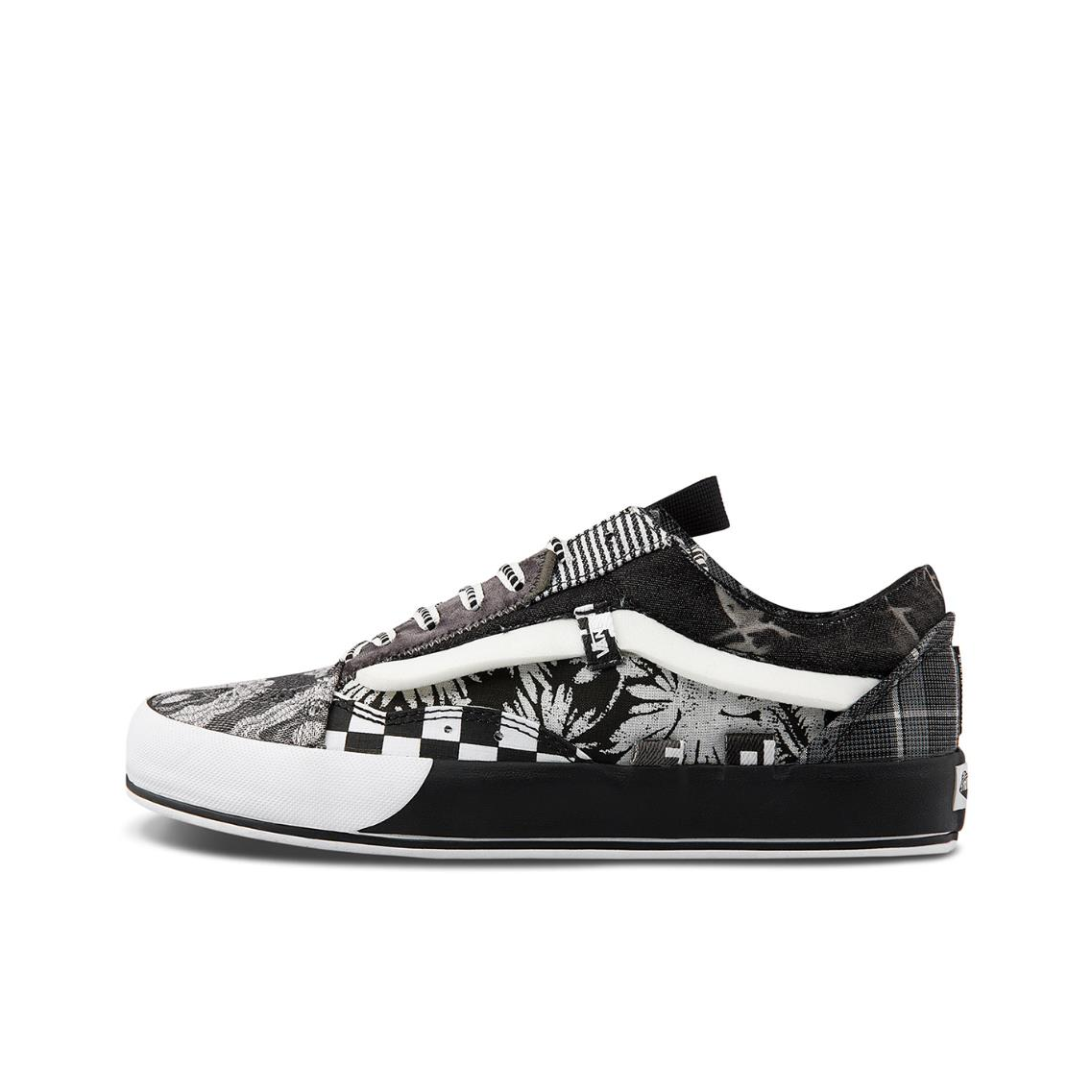 推荐商品：Vans/范斯 Old Skool 滑板鞋 板鞋 轻便防滑复古舒适经典 解构/黑色/白色/灰色