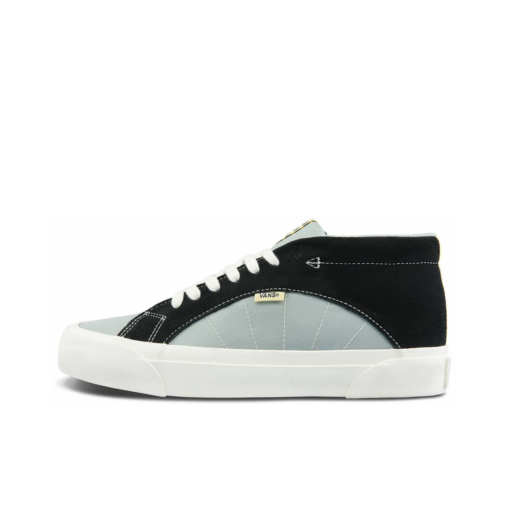 推荐商品：Vans/范斯 Vault Th Snake Trail 耐磨 防滑 复古 Taka Hayashi联名/黑色/浅青